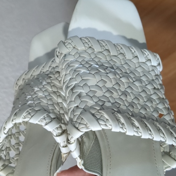 14th & Union Heels - Picture 5 of 7